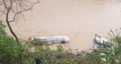 त्रिशूली नदीमा आज बिहान ग्यास बुलेट पल्टिँदा चालकको मृत्यु